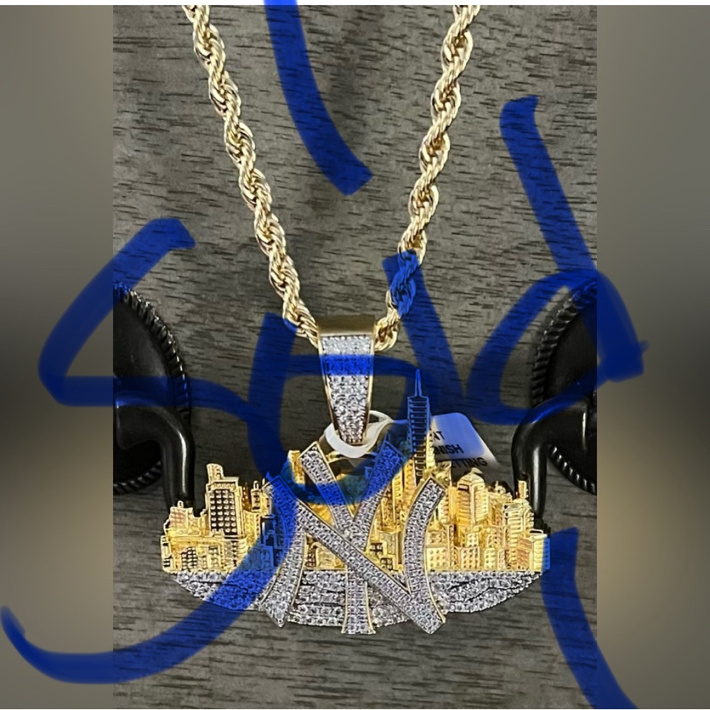 14k Gold Fill Rope Chain with New York NY Skyline Pendant